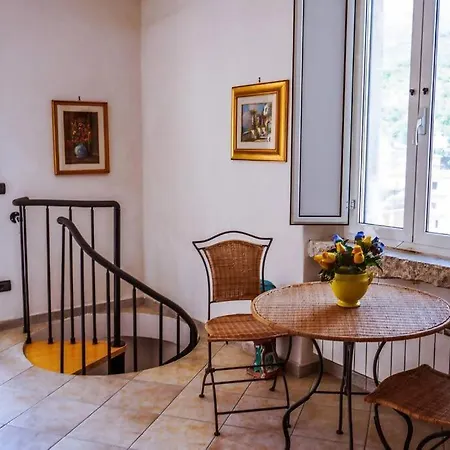 Casa Ampio Terrazzo Al Centro