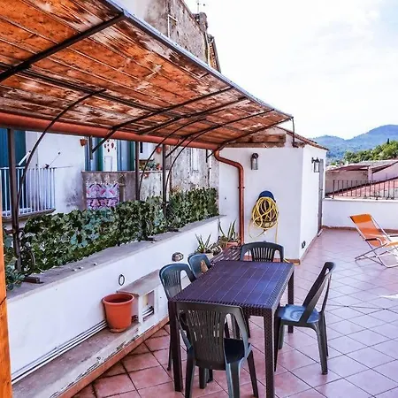 Casa Ampio Terrazzo Al Centro * Итри